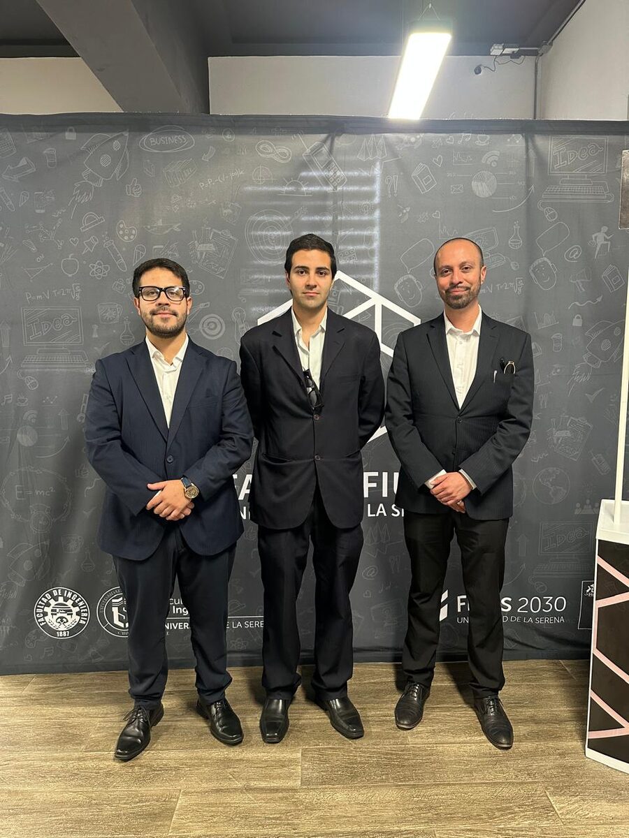 Equipo HHBC Consulting Group en FabLab FIULS